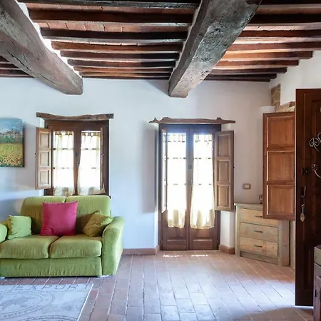 مزرعة للإقامة Poggio Del Pero *
